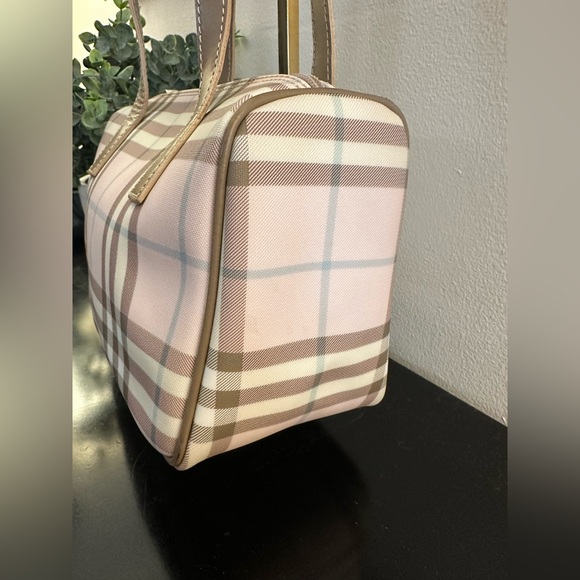 Burberry Candy Nova Y2K Boston Bag Baby Pink - Picture 2 of 13